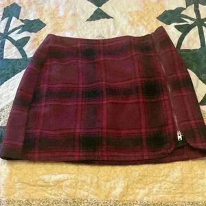 Hollister plaid wool skirt (juniors)